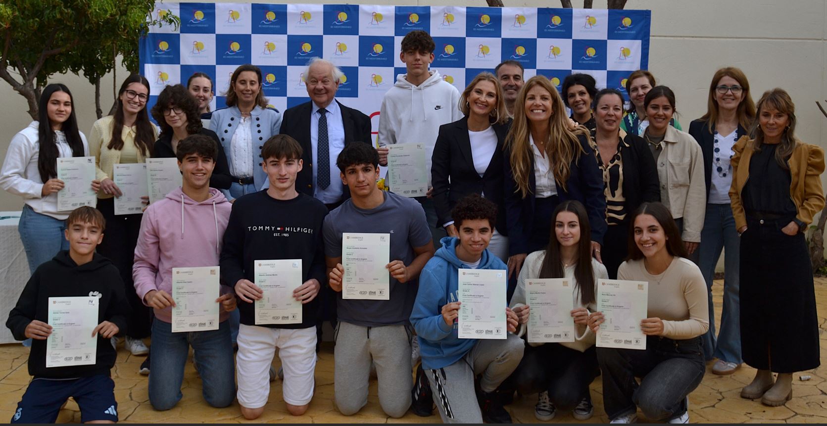 Imagen de la noticia: Acto de Entrega de Diplomas de Cambridge [Actualizado]