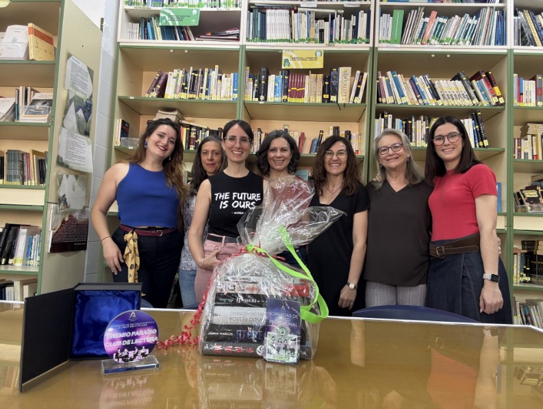 Imagen de la noticia: Reconocimiento a la labor de la Biblioteca del Mar y al programa ComunicA [Actualizado]
